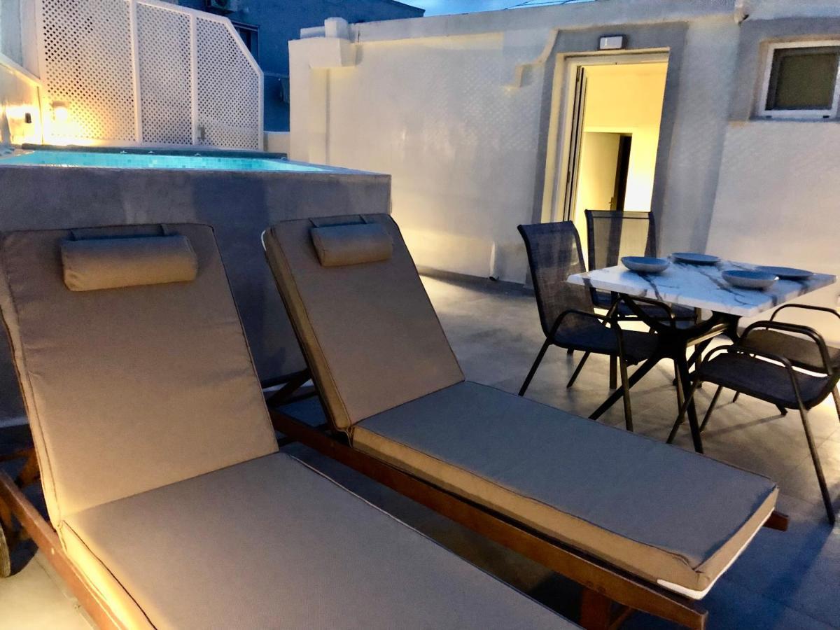 The Muses Of Santorini Private Jacuzzi Suites Вотон Экстерьер фото
