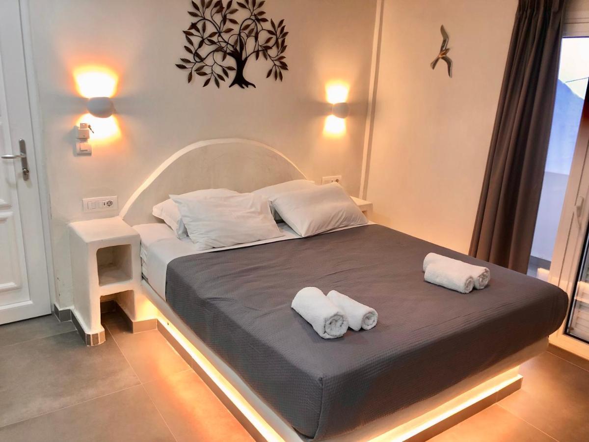 The Muses Of Santorini Private Jacuzzi Suites Вотон Экстерьер фото