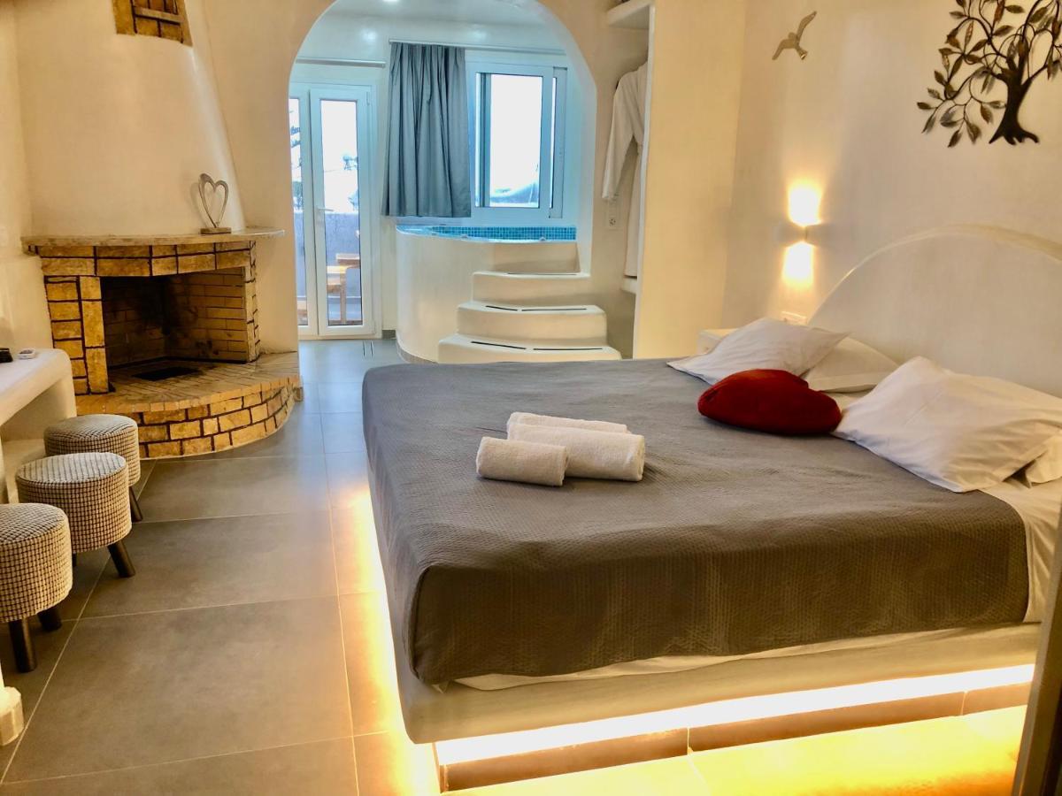 The Muses Of Santorini Private Jacuzzi Suites Вотон Экстерьер фото